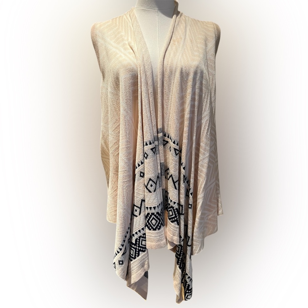 Geometric Patterned Sleeveless Cardigan